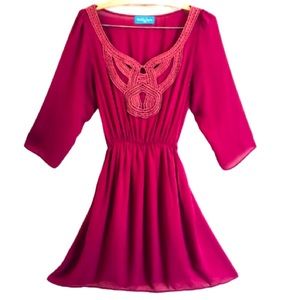 Willy Jay’s EUC size M dress from a boutique in Charleston color is wine red